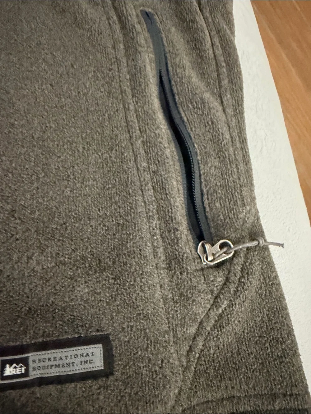 REI Men's Gray Fleece Vest - Full Zip